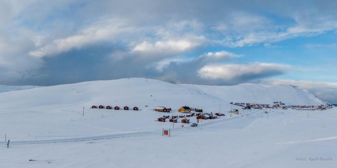 Basecamp Northcape - By Hytte Camp Hotel Skarsvåg Buitenkant foto